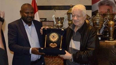 بالصور.. وفد من الهلال السوداني يزور نادي الزمالك
