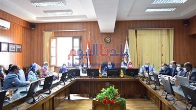 مجلس شئون خدمة المجتمع بجامعة بني سويف يوافق على عدد من الأنشطة
