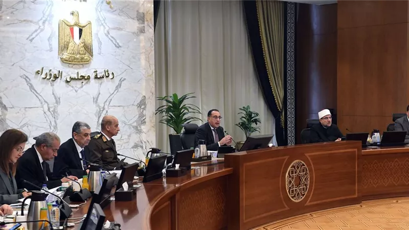رئيس الوزراء يترأس اجتماع الحكومة الأسبوعي بمقر العاصمة الإدارية الجديدة