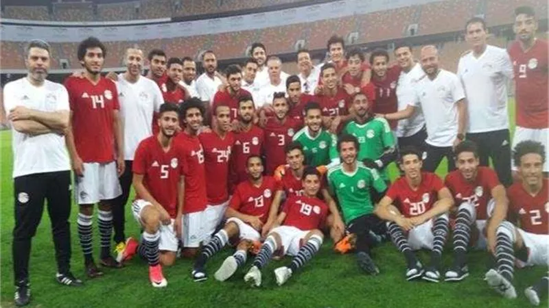 وصول منتخب مصر الأولمبي إلى استاد القاهرة لمواجهة البرازيل