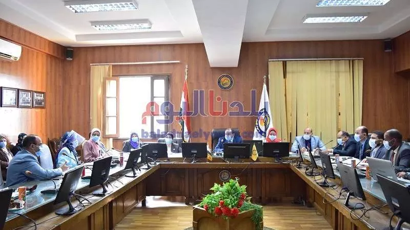 مجلس شئون خدمة المجتمع بجامعة بني سويف يوافق على عدد من الأنشطة