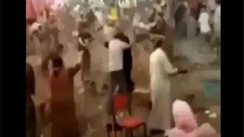 جزار يحول حفل زفاف لـ معركة دامية تنهي حياة شخص ووالدته واصابة أخرين في المنيا