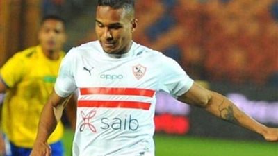 بسبب الجزيري.. فيفا يمنع الزمالك من القيد لمدة 3 فترات