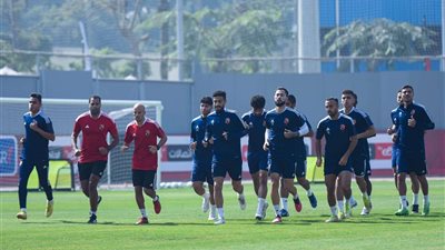 9 غيابات للأهلي أمام القطن الكاميروني