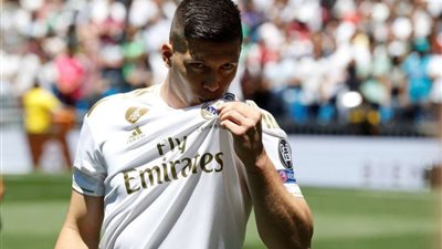 إصابة مهاجم ريال مدريد لوكا يوفيتش بفيروس كورونا