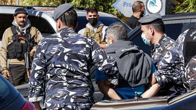 بالفيديو.. اللقطات الأولى لفرار سجناء من سجن بعبدا في لبنان
