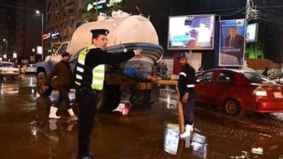 بعد موجة الطقس السيئ.. التنمية المحلية توجه المحافظين برفع تراكمات الأمطار