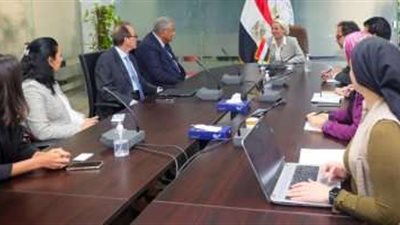 وزيرة البيئة تبحث أخر مستجدات  أول شركة مصرية للاستثمار في شهادات الكربون