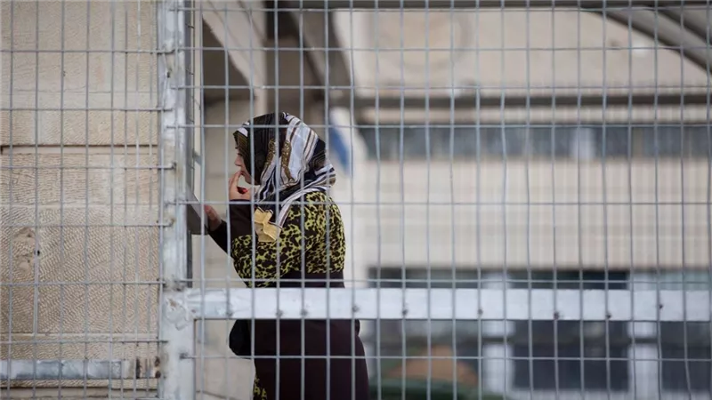 بالتزامن مع اليوم العالمي للمرآة.. تسليط الضوء علي الأسيرات الفلسطينيات