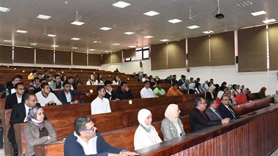 طب أسنان بجامعة قناة السويس تنظم مؤتمرها الثانى للبحوث الطلابية بمشاركة 8 جامعات