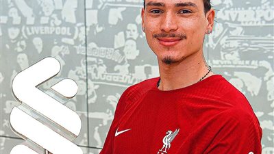 نونيز يحصل على جائزة لاعب الشهر في ليفربول