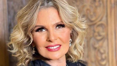 رسالة مؤثرة من يسرا لمتابعيها في عيد ميلادها.. شاهد