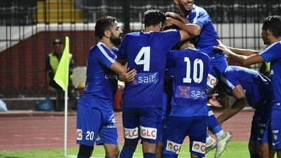 فرج عامر يعلن رحيل نجم سموحة عن الفريق