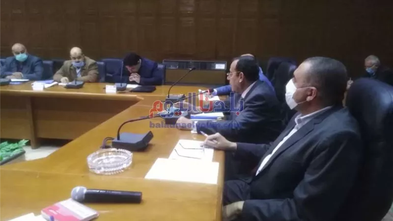 محافظ شمال سيناء يؤكد على تنفيذ الاشتراطات التخطيطية والبنائية وحفظ هيبة الدولة