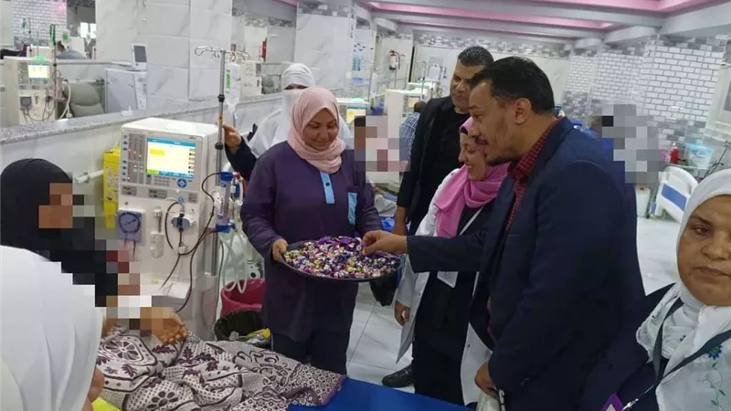 صحة الشرقية تتزين والفرق الطبية تحتفل مع المرضي باليوم العالمي للكلي