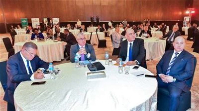 المنتدى الأفريقي يشهد توقيع مذكرة تفاهم بين اقتصادية القناة وشركة بيتي وجيت