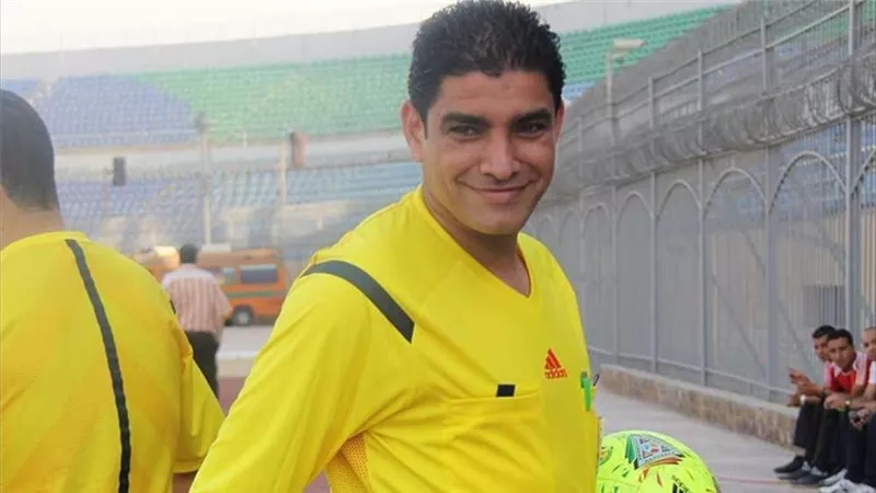 الكاف في ورطة بعد تعيين إبراهيم نور الدين حكم رابع لمواجهة الأهلي والزمالك