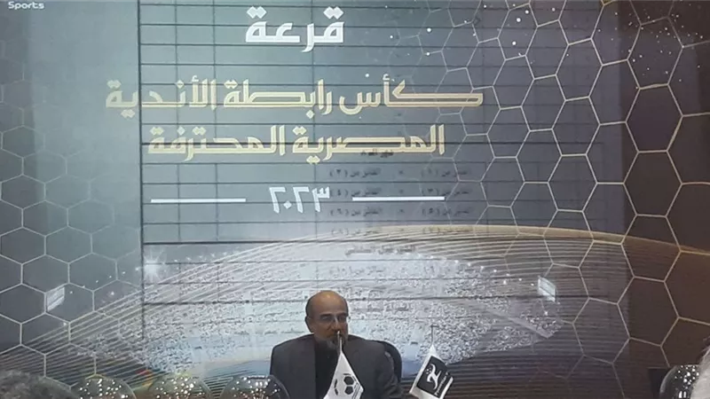 عامر حسين يكشف أسباب تأجيل الدوري