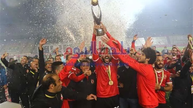 بعد طرده عقب نهائي إفريقيا.. هل يغيب حسين الشحات عن الأهلي  بكأس العالم للأندية والسوبر الإفريقي؟
