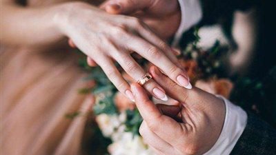 استشاري علاقات أسرية يكشف عن أبرز مشاكل الخطوبة وكيفية التعامل معها