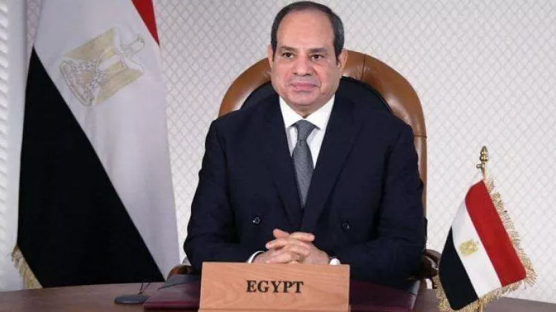 الرئيس السيسي يشاهد فيلما تسجيليا حول المشروعات الزراعية الجاري تنفيذها