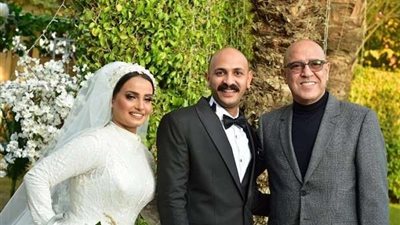 نجم مسرح مصر يحتفل بزفافه.. و