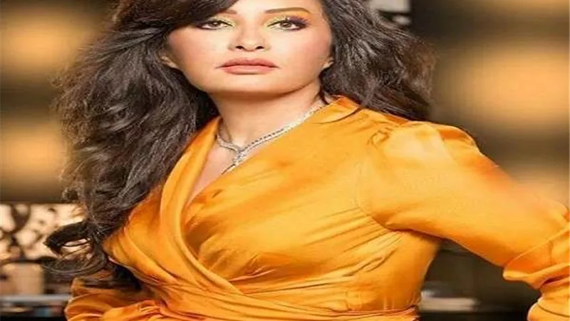 بعد وفاته بعدة أيام.. لطيفة تهدي الراحل طارق عاكف أول تكريم (فيديو)