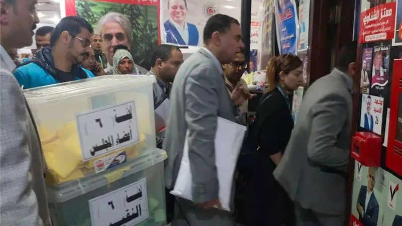 بدء فرز الأصوات داخل اللجنة العامة بنقابة الصحفيين