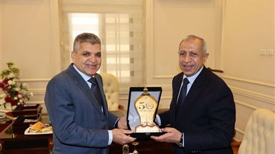 أسامة ربيع يبحث سبل التعاون مع الأكاديمية العربية للعلوم والتكنولوجيا والنقل البحري
