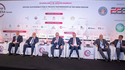 وليد جمال الدين: تم التعاقد على إنشاء صوامع للأسمنت بمينائي العريش وغرب بورسعيد