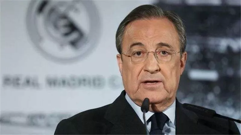 إل موندو: «بيريز» لن يذهب إلى الكامب نو لحضور مباراة الكلاسيكو الإسباني