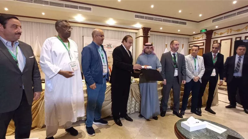 طلال المحمد الصباح رئيساً فخرياً للاتحاد العربي للدارتس