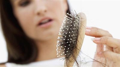علاج لمنع تساقط الشعر للرجال والنساء خلال أيام