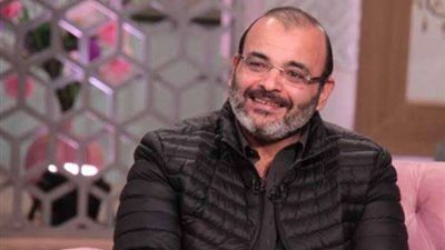 أول تعليق من أيمن بهجت قمر على مسلسل سره الباتع
