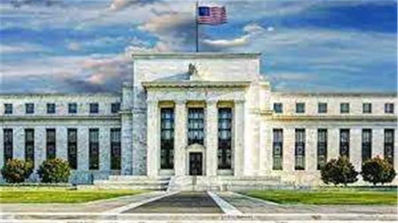 الفيدرالي الأمريكي يرفع سعر الفائدة الرئيسي بمقدار 0.25 نقطة مئوية