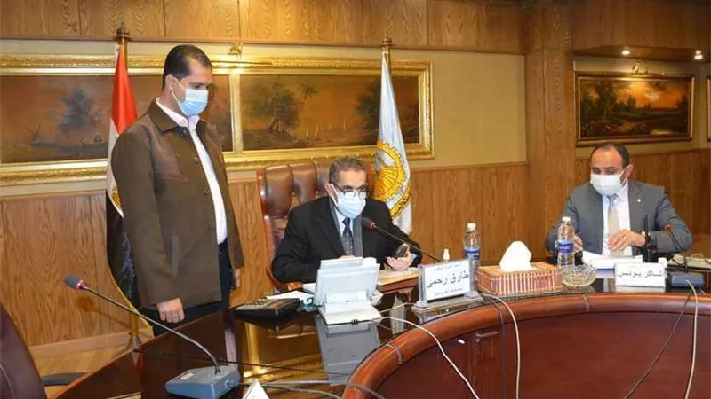 محافظ الغربية يترأس غرفة العمليات المركزية لمتابعة إعادة النواب