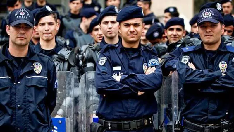 إصابة عدد من الأتراك في حادث إطلاق نار غامض