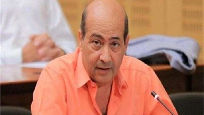 طارق الشناوي ينتقد إدارة مهرجان القاهرة السينمائي بعد 