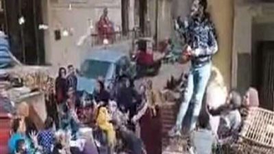 القبض على صاحب فيديو إلقاء الأموال على المواطنين بأوسيم