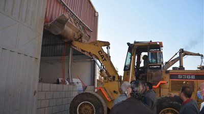 محافظ القليوبيه يتابع مخالفات البناء بشبرا الخيمة ويحيل المخالفين للنيابة العسكرية