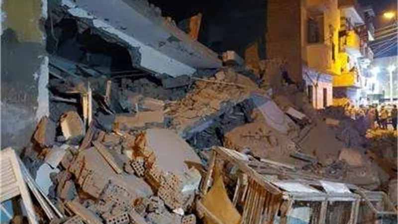 انهيار منزل بمركز ملوي بـ المنيا مكون من طابقين