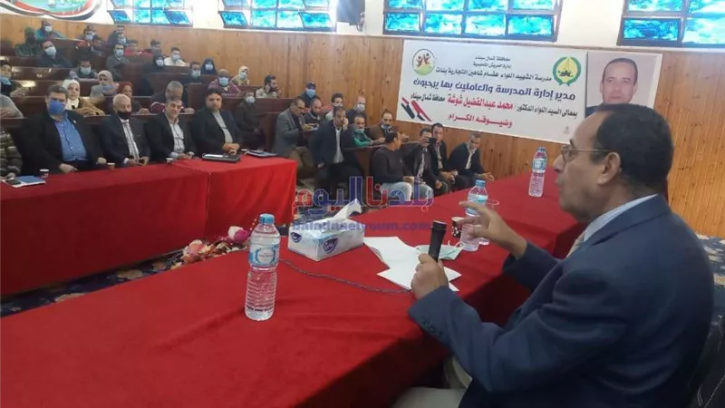 محافظ شمال سيناء يؤكد على الاهتمام بالشباب وتوفير فرص عمل حقيقية لهم