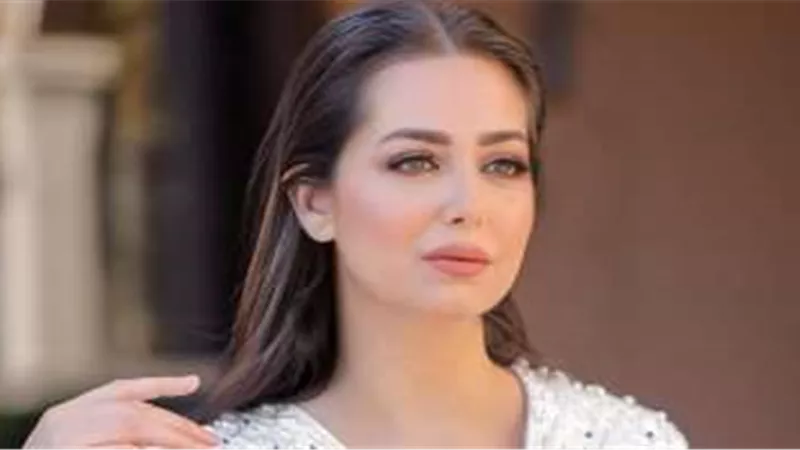 شاهد.. هبة مجدي بصحبة الفنانة رانيا فريد شوقي بكواليس المداح 3