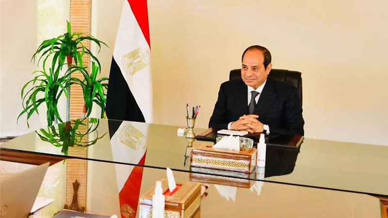 الرئيس السيسي يتابع الأعمال الجارية بالعاصمة الإدارية الجديدة