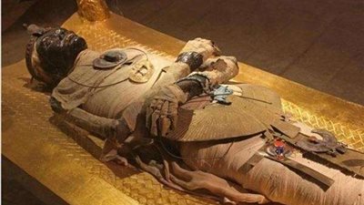 الأشعة السينية تكشف ألغاز مومياوات الفراعنة دون المساس بها