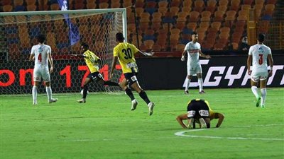 بهدف عكسي.. الزمالك يتقدم على المقاولون