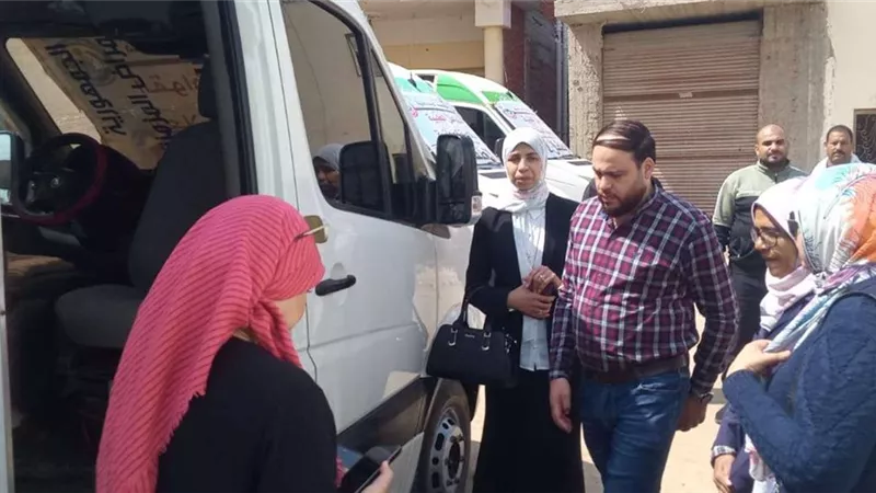 استقبال 517 مواطنا أولى أيام القافلة الطبية بوحدة الجرايشة بالإسماعيلية