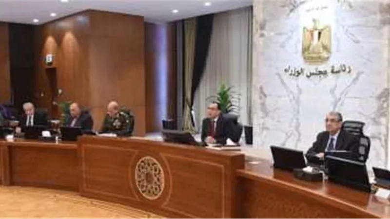 مدبولي يوجه بضرورة استكمال انتقال الوزارات تدريجيا إلى العاصمة الإدارية