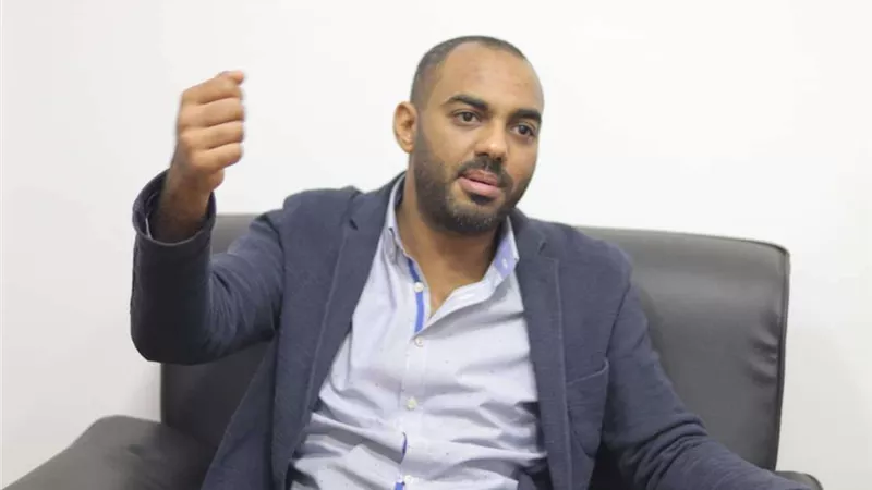 أول بيان للجنة الحريات بتوقيع محمود كامل بشأن الاتحاد الدولي لكرة القدم