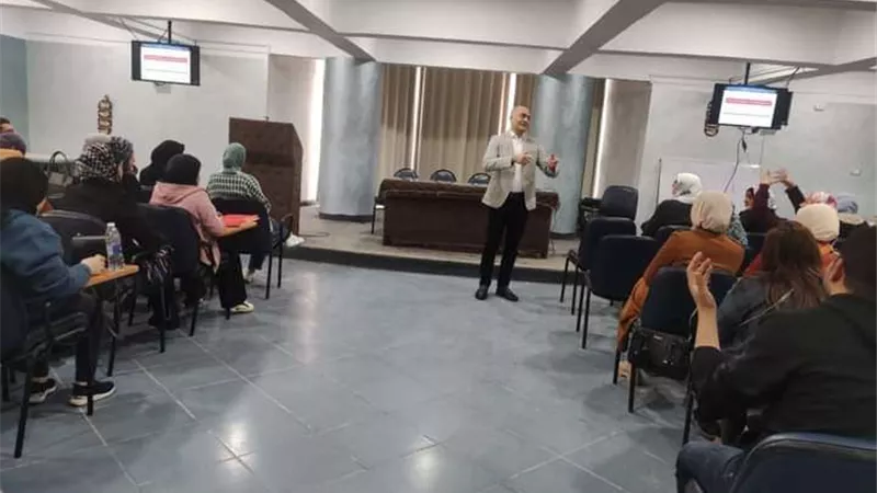 صحة المنوفية : دورات تدريبية مكثفة لرفع كفاءة أطباء الجراحة